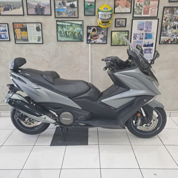 Kymco Ak 550i