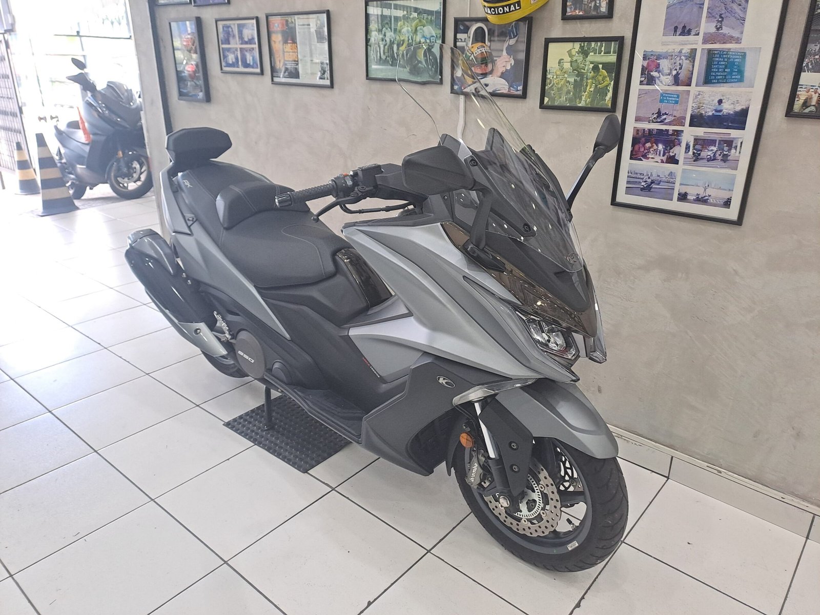 Kymco Ak 550i - Imagem 2