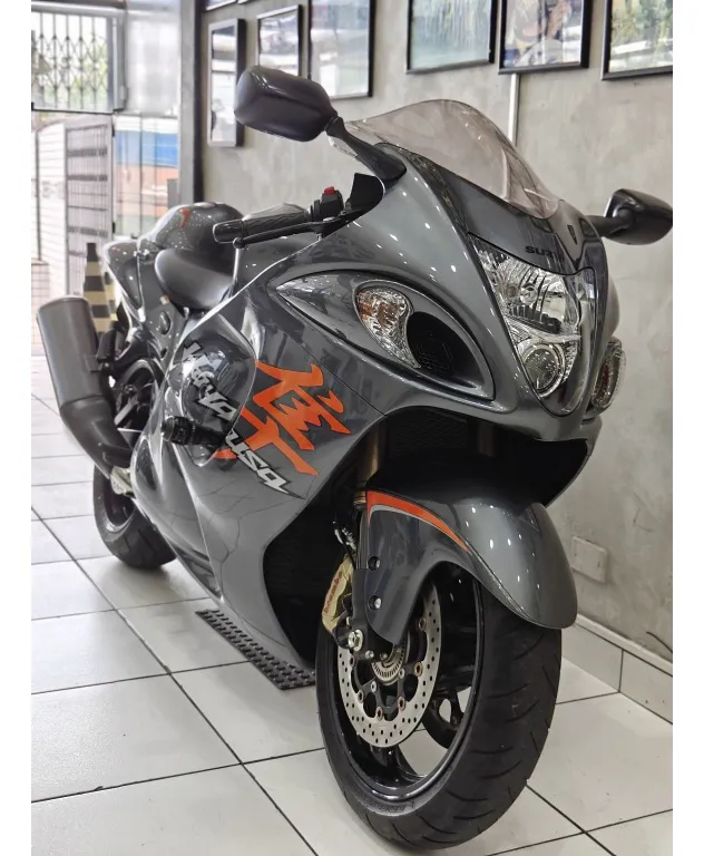 Suzuki Gsx 1300r Hayabusa - Imagem 2